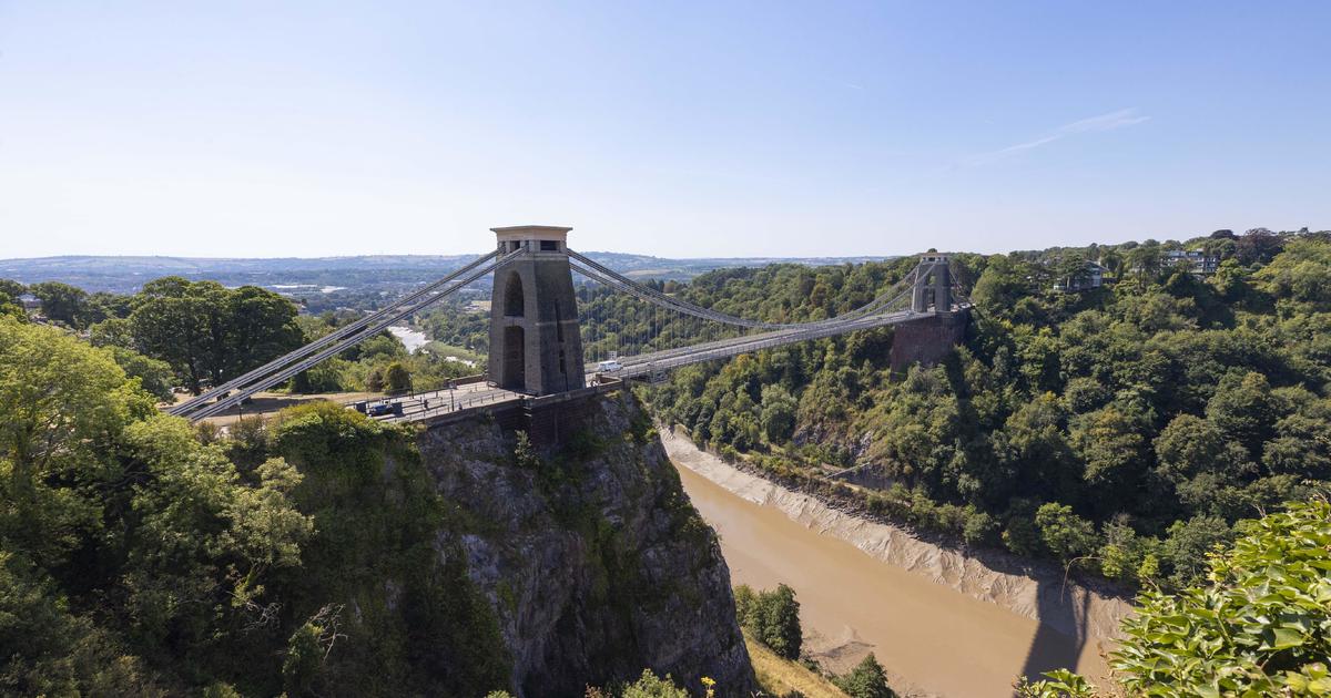 Suitcases containing suspected human remains found on iconic U.K. bridge