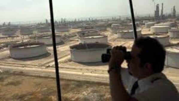 Saudi Arabia hikes Arab Light crude premium for Asian refiners amid conflict                     (Image: Bloomberg)