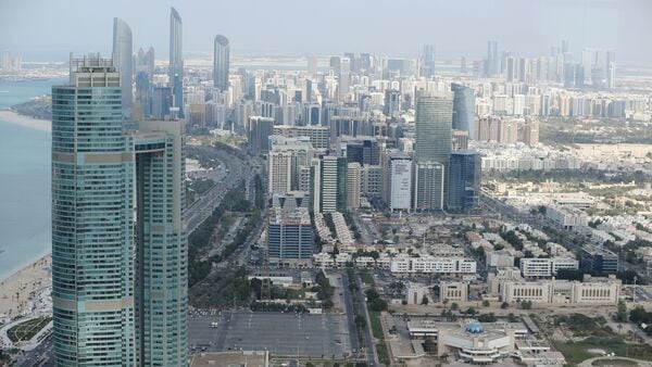 A general view of Abu Dhabi city is seen from the observation deck of the Emirates Towers in Abu Dhabi, the United Arab Emirates, on 23 December 2018. REUTERS/Hamad I Mohammed/File Photo