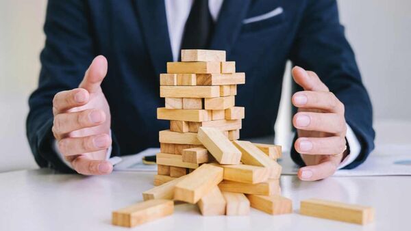 Quote of the day by Bo Bennett on making mistakes: ‘Our mistakes don’t define us, it is how we…'