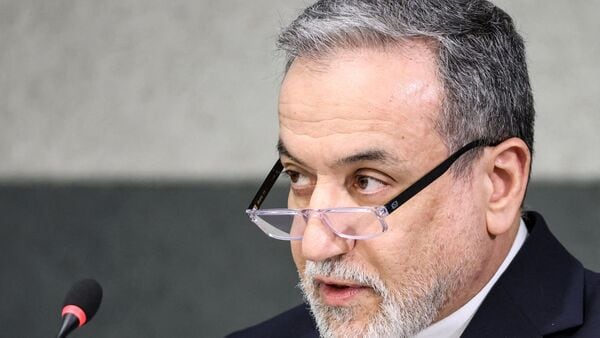 Iran's Foreign Minister Abbas Araghchi to visit Pakistan tonight