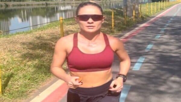 Mara Flávia was a Brazilian triathlete and social media influencer known for her dedication to endurance sports, with over 60,000 Instagram followers. (Image: Mara Flavia/Instagram)