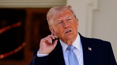 U.S. President Donald Trump gestures, as he heads back to the Oval Office, on the day of the 2026 White House Easter Egg Roll, in Washington, D.C., U.S., April 6, 2026. REUTERS/Nathan Howard (REUTERS) U.S. President Donald Trump gestures, as he heads back to the Oval Office, on the day of the 2026 White House Easter Egg Roll, in Washington, D.C., U.S., April 6, 2026. REUTERS/Nathan Howard (REUTERS)
