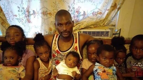 A file image of Shamar Elkins, who allegedly shot seven of his children in Shreveport, Louisiana.