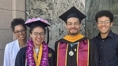 Cole Thomas Allen is seen in this picture with family members including brother Gabriel, right, and his sisters Stephanie and Avriana (Facebook)