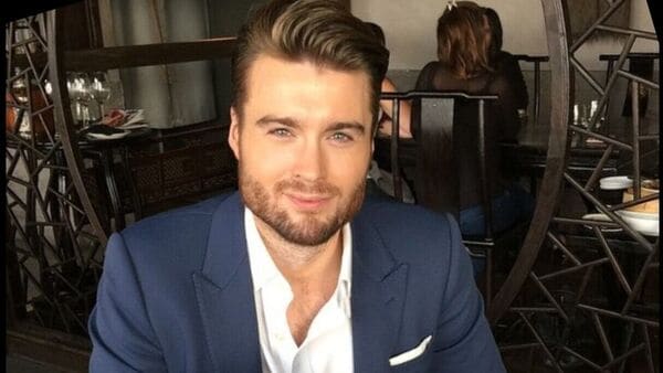 Pete Cashmore believes that vision creates possibilities, but execution creates success.