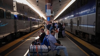 A fire in an Amtrak maintenance train near Penn Station injured five people and disrupted commuter services. (AP Photo/Jae C. Hong) A fire in an Amtrak maintenance train near Penn Station injured five people and disrupted commuter services. (AP Photo/Jae C. Hong)