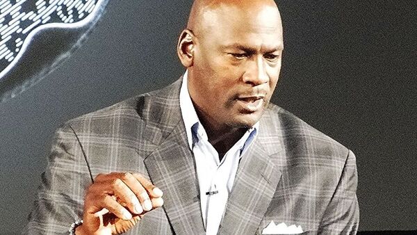 Michael Jordan: Overcome Obstacles with Persistence and Creativity