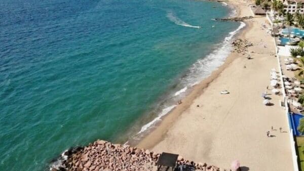Puerto Vallarta is a Mexican resort city on the Pacific coast’s Bahía de Banderas