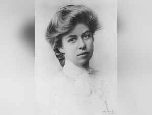 Quote of the Day by  Eleanor Roosevelt: 'Many people will walk in and out of your life, but…'—Inspiring quotes by the longest-serving first lady of the United States