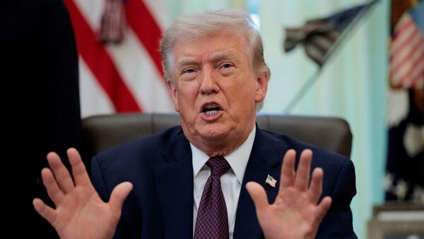 US President Donald Trump announces the deployment of an additional 5,000 troops to Poland