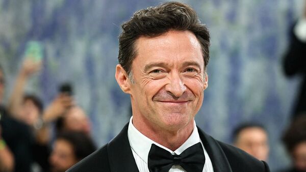 Hugh Jackman poses during the Met Gala, an annual fundraising gala held for the benefit of the Metropolitan Museum of Art's Costume Institute with this year's theme 'Costume Art' in New York City, New York, U.S., May 4, 2026. REUTERS/Daniel Cole