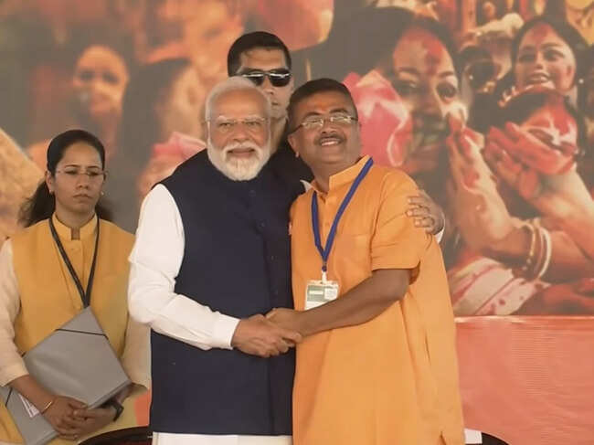 West Bengal New Govt: Suvendu Adhikari sworn in as CM; Agnimitra Paul, Dilip Ghosh, others take oath of office ending Mamata's TMC era