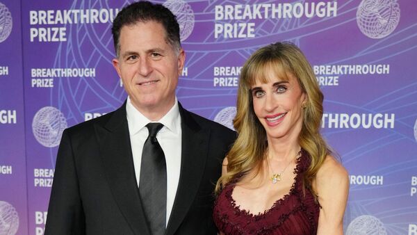 Michael Dell, left, and Susan Dell