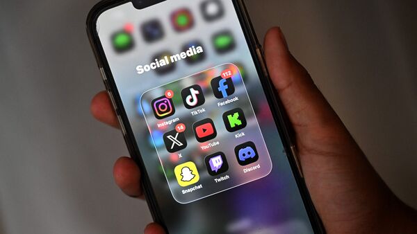 Canada is now planning to impose social media ban for children under 16.