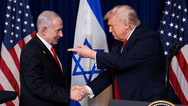 US President Donald Trump with Israeli PM Benjamin Netanyahu (file photo)