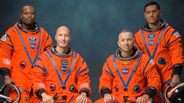 The Artemis III crew poses for an official portrait (from left: Andre Douglas, Luca Parmitano, Randy Bresnik, Frank Rubio)