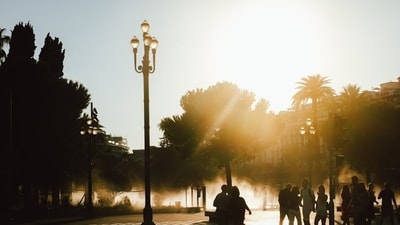 US heat advisory: Drink ample fluids to stay hydrated during extreme heat conditions.