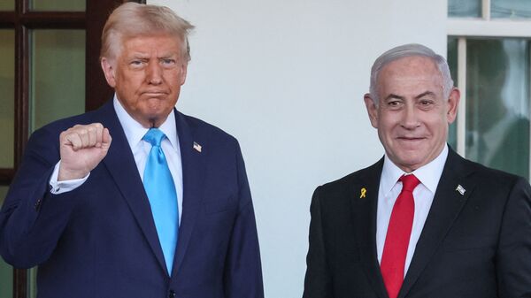 U.S President Donald Trump welcomes Israeli Prime Minister Benjamin Netanyahu at the entrance of the White House in Washington, U.S., February 4, 2025. (Image: Reuters)