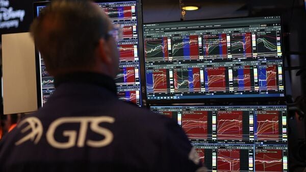 Wall Street rallies on easing US-EU trade tensions, signalling investor relief despite ongoing tariff uncertainty.