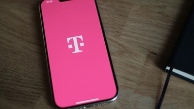 T-Mobile down. (UnSplash)