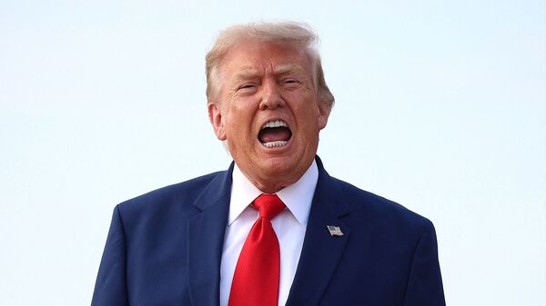 Why Trump switched from Boeing 747-8 to legacy Air Force One? (Photo by Kevin Dietsch / GETTY IMAGES NORTH AMERICA / Getty Images via AFP)