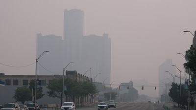 US air quality map: Philadelphia has issued a Code Purple air quality alert as smoke from Canadian and Minnesotan wildfires impacts the region. (Getty Images via AFP)