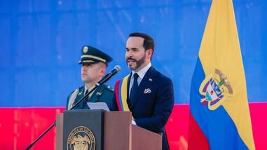 Abelardo De La Espriella delivers his first speech as the country's new president at the Pichincha Military Canton in Cali, Colombia, August 7, 2026.