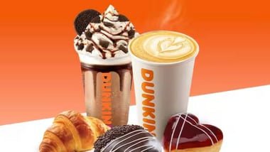 Dunkin to give free coffees as giveaway creates buzz online.