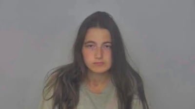 In a tragic incident, a North Dakota mother allegedly slashed the throats of her three children, resulting in two fatalities (X@rancanoglenda7)
