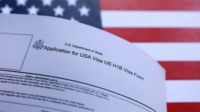 The removal of the 60-day grace period would mean immediate consequences for workers’ legal status if they’re affected by layoffs. (X/@ianmiles)