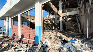 Indonesia 7.7 magnitude earthquake today: Death toll rises to 38 — 10 latest updates (Image: REUTERS/Stringer)