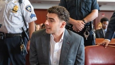 Luigi Mangione appears for a pre-trial hearing at Manhattan Criminal Court in New York, on Tuesday, Aug. 11. (Steven Hirsch/Pool New York Post)