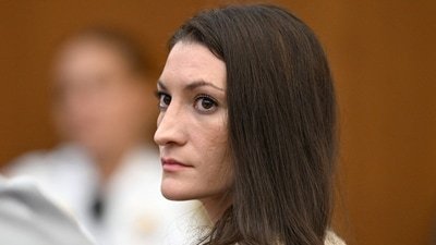 Lindsay Clancy looks toward reporters in the courtroom during proceedings in her murder trial, in Plymouth, Massachusetts, U.S., August 20, 2026. Josh Reynolds/Pool via REUTERS (via REUTERS)