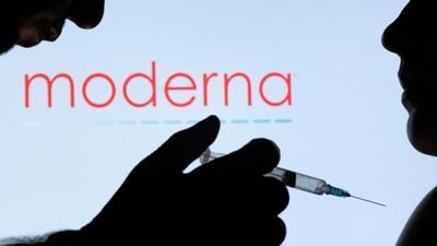 Moderna stock surged after its mRNA cancer vaccine showed positive Phase 3 results with Merck’s Keytruda, boosting hopes for a new melanoma treatment. (REUTERS/Dado Ruvic/Illustration/File Photo) (REUTERS)