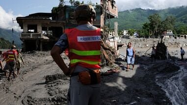Nepal floods top updates: At least 469 killed as China halts rescue operations