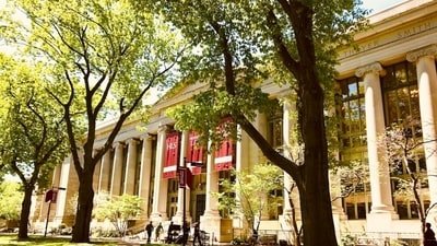 Harvard University warns international students: New F-1, J-1 visa rules begin Sept. 15 (Unsplash)