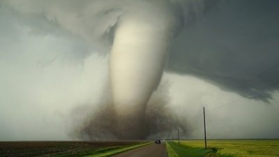 Chicago tornado: A severe thunderstorm watch is in effect for northeast Illinois and northwest Indiana until 2 p.m. (Unsplash)