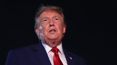 Jonathan Reiner wants clearer answers about Donald Trump’s visible health concerns despite the White House saying he remains in excellent health.. (AP Photo/Mark Schiefelbein) (AP Photo/Mark Schiefelbein)