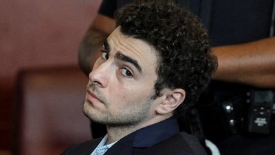 Luigi Mangione escaped the federal death penalty after a judge dismissed the murder charge, but he still faces life and state charges.. (Jeenah Moon/Pool Photo via AP, File) (Jeenah Moon/Pool Reuters via AP)