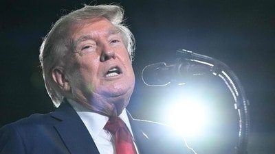 Trump’s aides are leaving for different reasons, but their exits come at a difficult time before the 2026 midterms. (Photo by SAUL LOEB / AFP) (AFP)