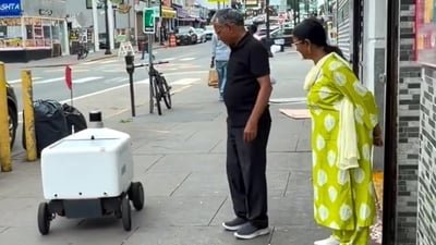Indian parents were left surprised after encountering a food delivery robot on a US street for the first time. (Instagram/thatbrownbanni.usa)
